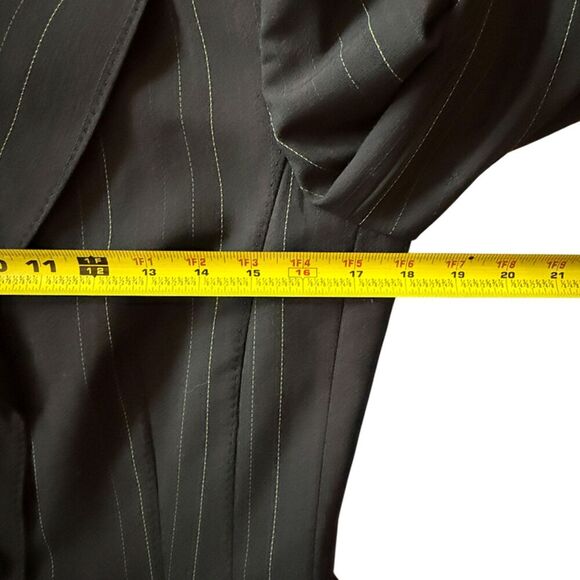 Anne Klein Black Pantsuit With Green & purple Pinstripes Size 6 - Picture 16 of 17